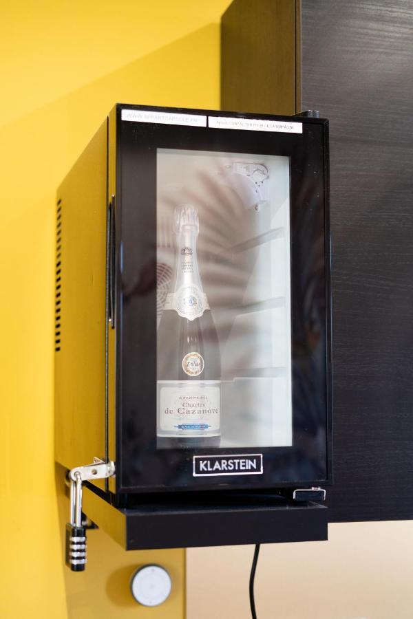 Capsule Premium Balneo & Home Cinema Valenciennes Bagian luar foto