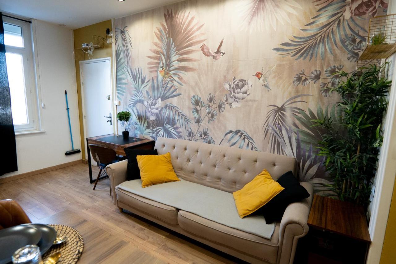 Capsule Premium Balneo & Home Cinema Valenciennes Bagian luar foto